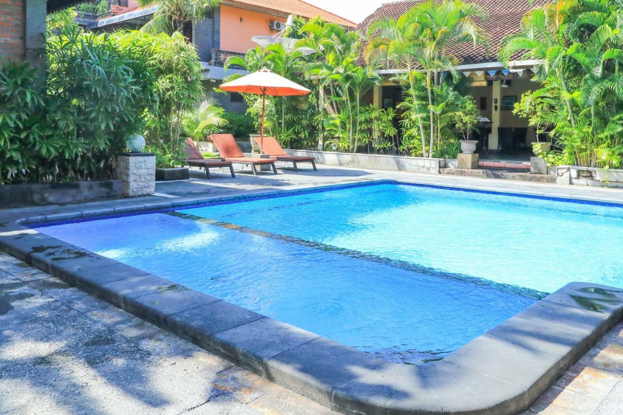 Kedin's Inn Seminyak  Bagian luar foto