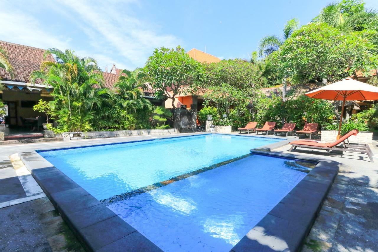 Kedin's Inn Seminyak  Bagian luar foto